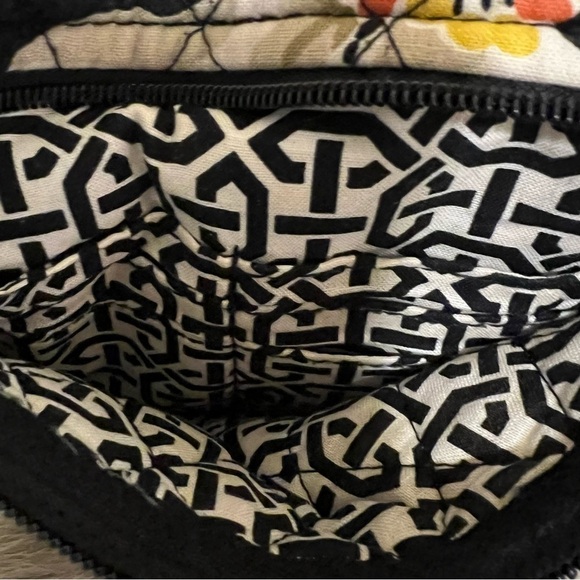 VERA BRADLEY Magnolia Little Lizzy Crossbody Black Yellow White - Picture 11 of 17